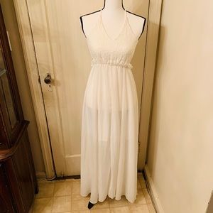 White backless Maxi Dress